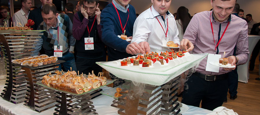 Какие бизнес-задачи помогает решать кейтеринг